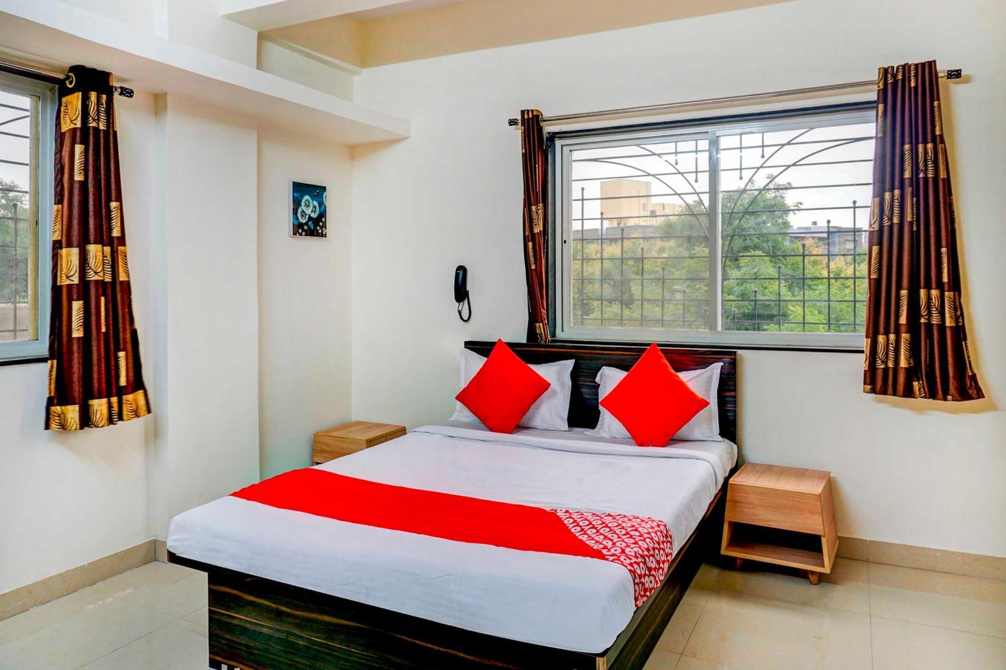 Hotel O Komfort Inn Πούνε Εξωτερικό φωτογραφία